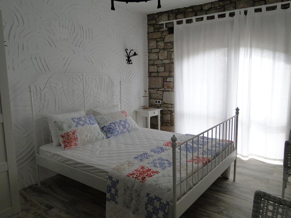 Ağaçlı The Stone Castle Boutique Hotel מראה חיצוני תמונה